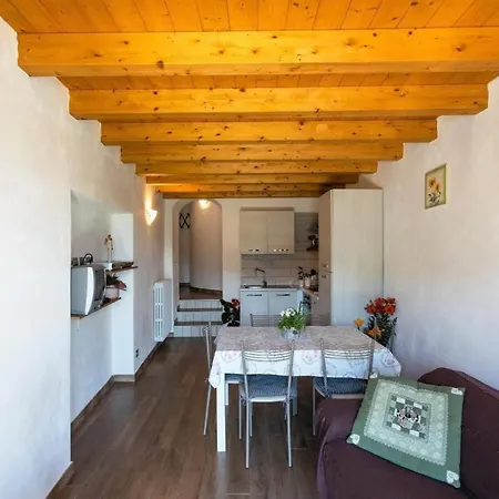 Arthur' Mit Blick Aufs Wasser By Interhome *